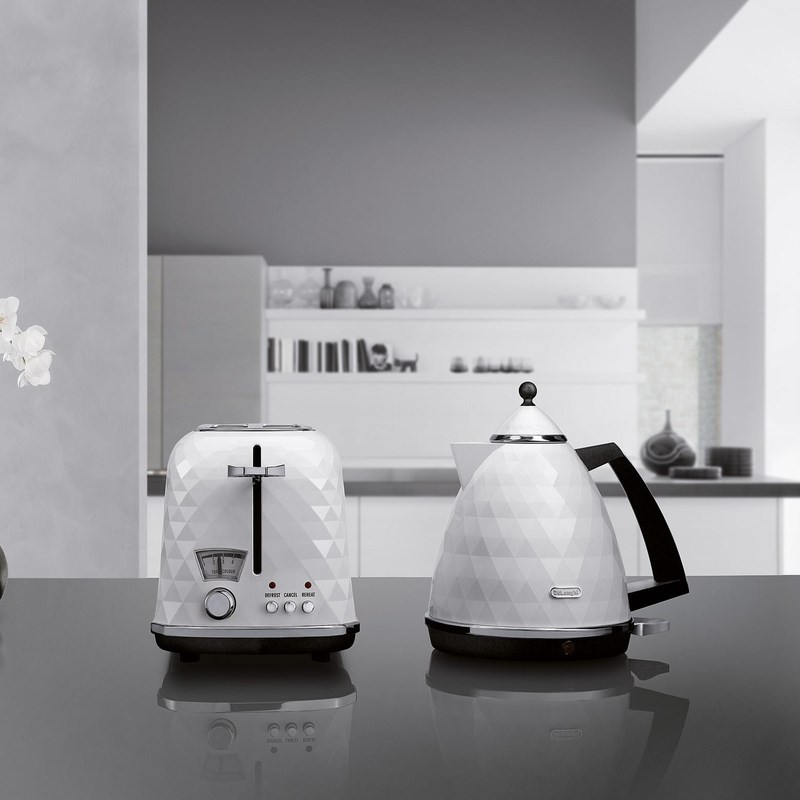 De'Longhi Brillante KBJ 2001.W